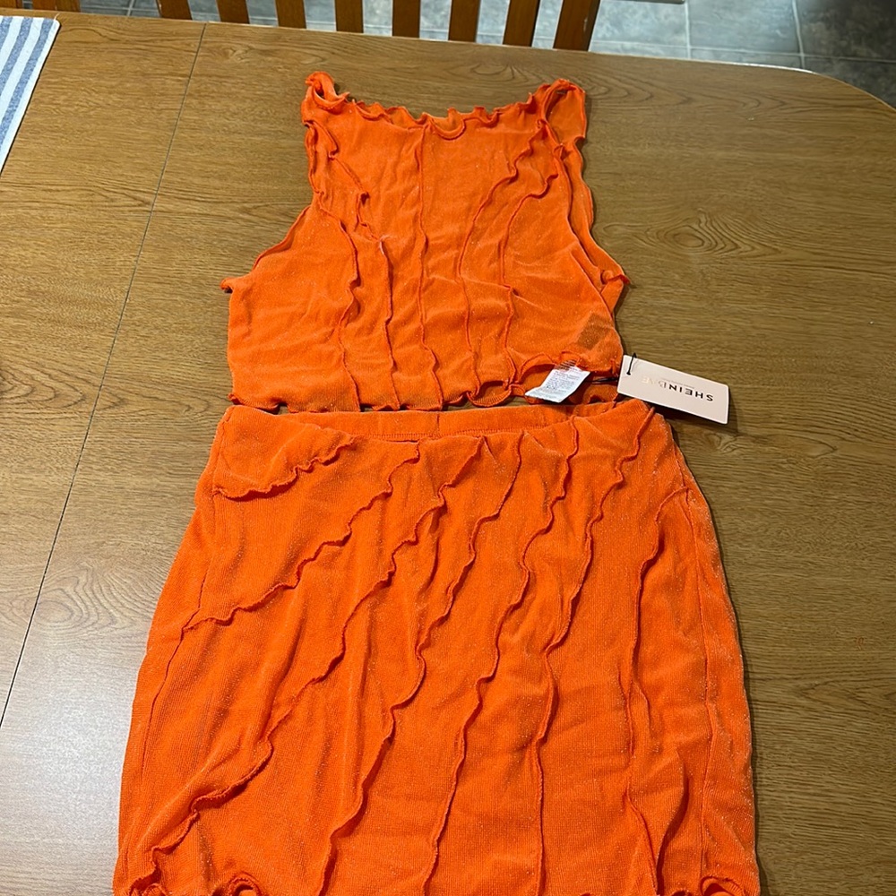 Orange Ripple Wave top and skirt set
